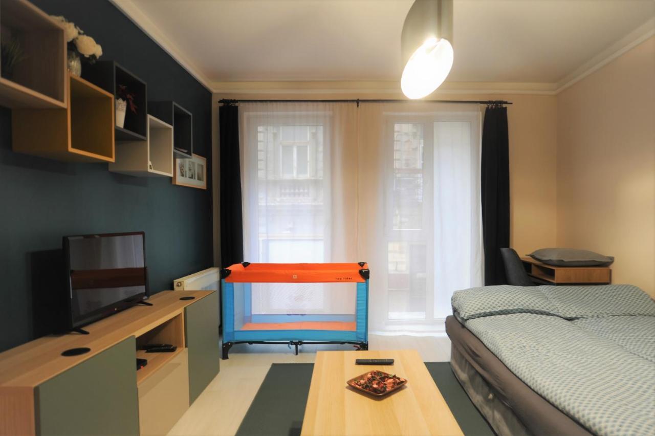 Lovely Apartment In The Heart Of Budapest Luaran gambar